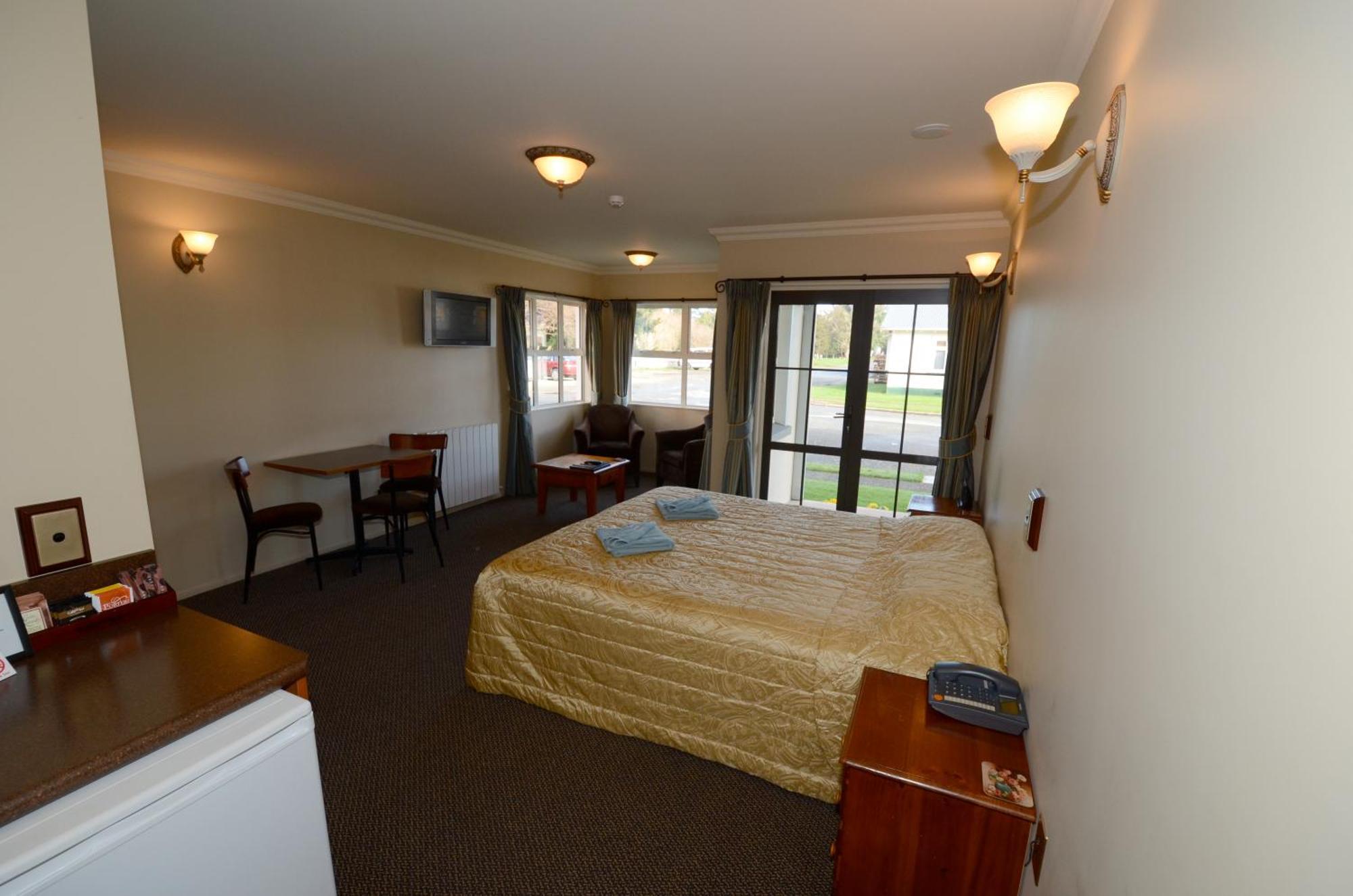 Lantern Court Motel Reefton Kültér fotó