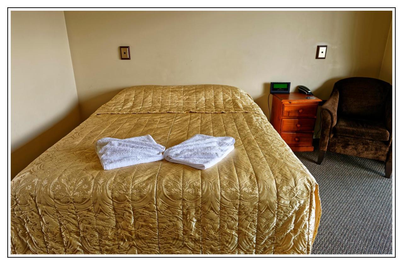 Lantern Court Motel Reefton Kültér fotó