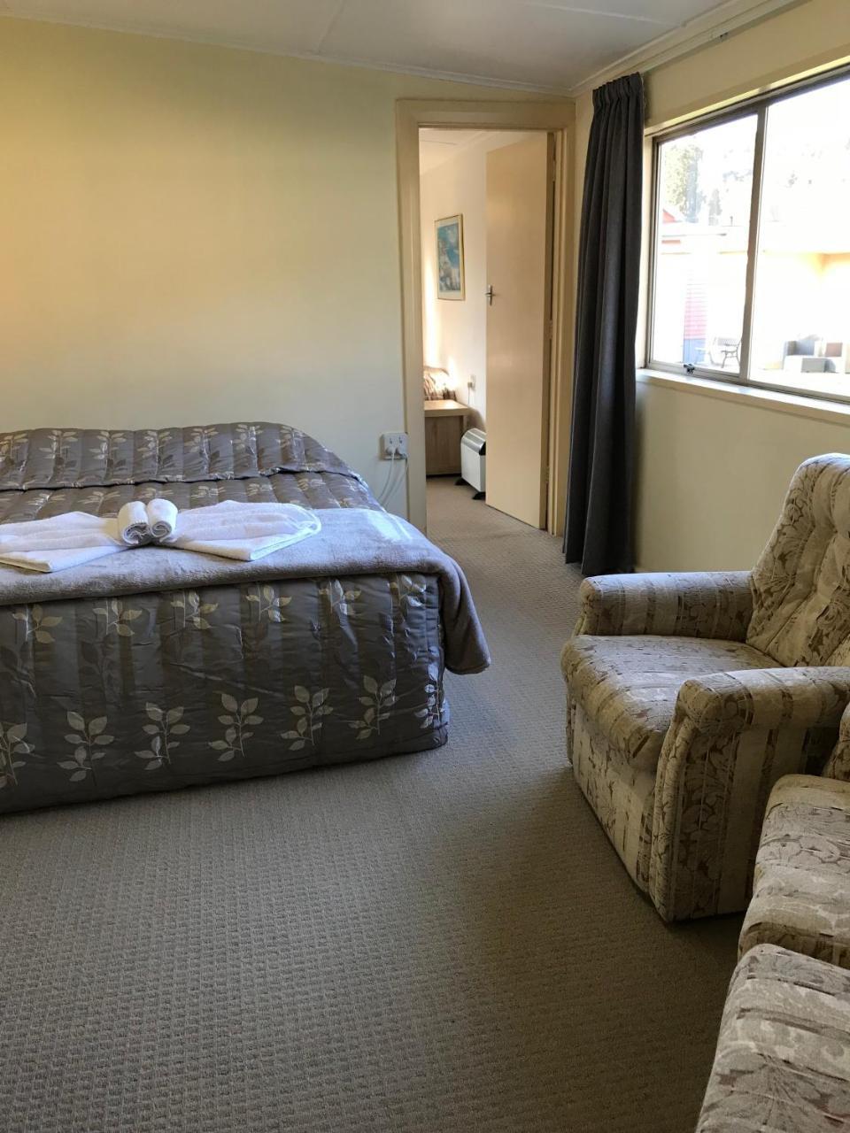 Lantern Court Motel Reefton Kültér fotó